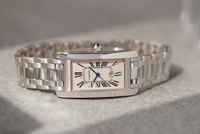 UK Top Fake Cartier Tank Americaine Medium W26036L1 Watches